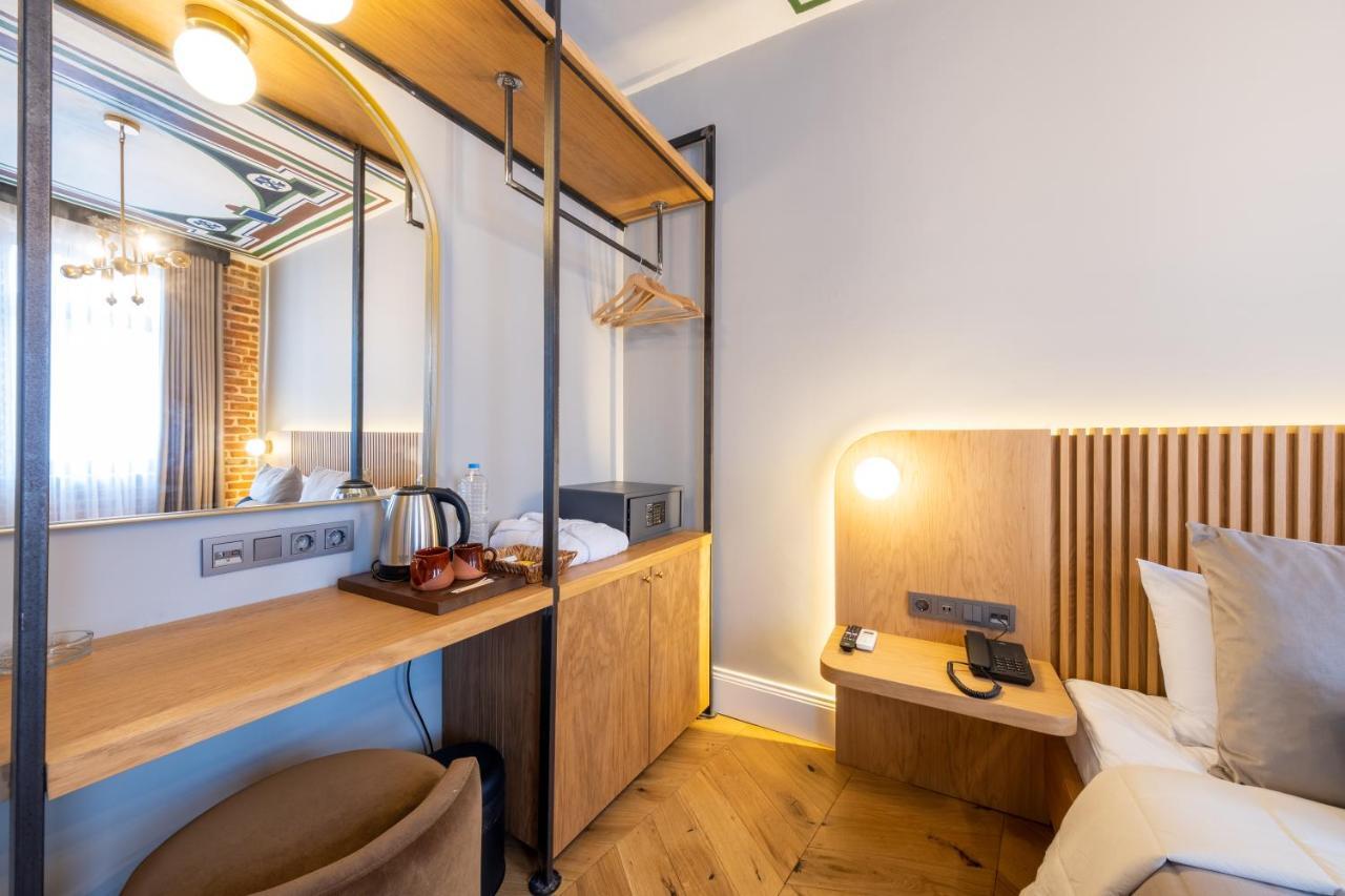Hotel Balo Истанбул Екстериор снимка