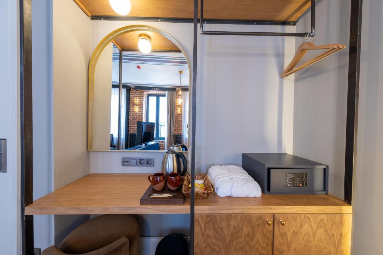 Hotel Balo Истанбул Екстериор снимка